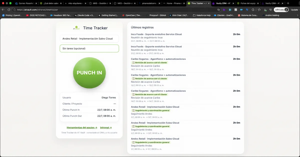 Time Tracker de AT Vault: botón de fichaje con un clic y el historial de horas registradas por cliente y proyecto